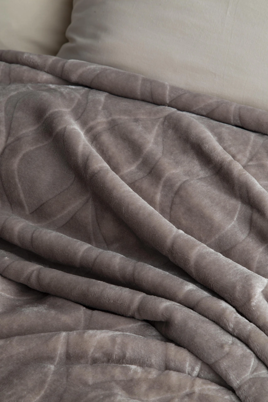 Çift Kişilik Mercy Vizon Embos Desen Battaniye Vizon