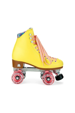 Moxi Beach Bunny Strawberry Lemonade Quad Paten