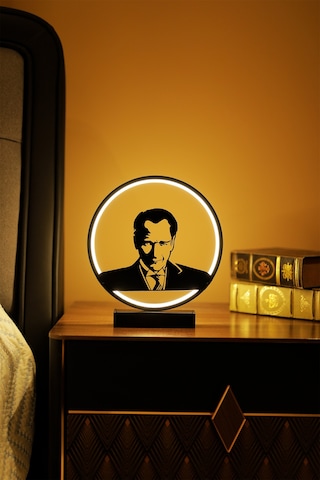 Modern Atatürk Portre Metal Led Masa Lambası Dekoratif Gece Lambası Özel Tasarım Işıklı Obje Mustafakemal