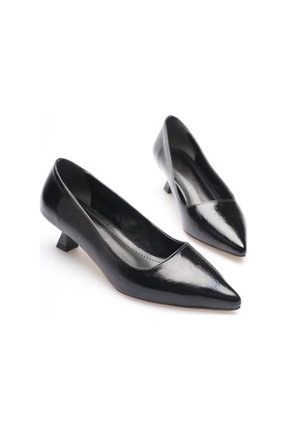 Trendella Kadın Siyah Kırışık Rugan Kısa Topuklu Stiletto Ayakkabı Tr20ms03c
