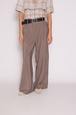 Kemerli Pilili Pantolon Vizon