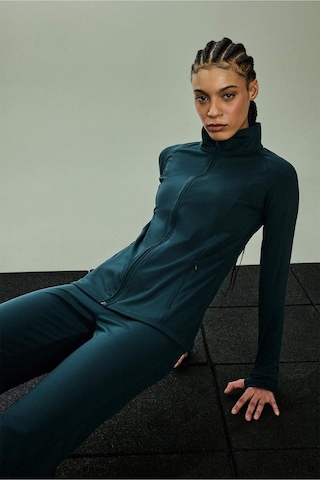 Defacto Fitted Vücuda Oturan Ultra Soft Dik Yaka Çift Cepli Parmak Detaylı Fermuarlı Spor Hırka B3985ax26spgn1051 Yeşil-gn1051