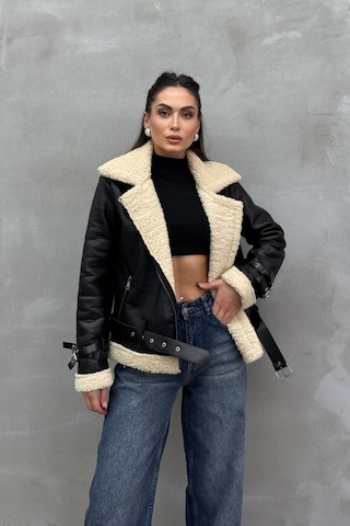 Msm Fashion Kadın İçi Beyaz Kürklü Siyah Kısa Biker Deri Ceket Mont Siyah