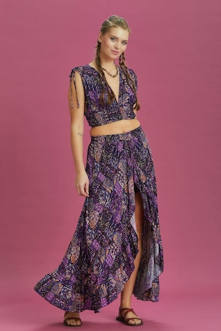 Derin Ön Yırtmaçlı Fırfırlı Desenli Çingene Etek 001