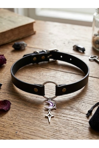 Ay Yıldız Detaylı Choker Kolye Kadın Gotik Boyunluk Kolye Alternatif Moda Yaka Kolyesi Punk Ve Cosplay Aksesuarı Gri