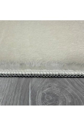Krem Fluffy Oval Post Peluş Halı Antibakteriyel Kaymaz Taban