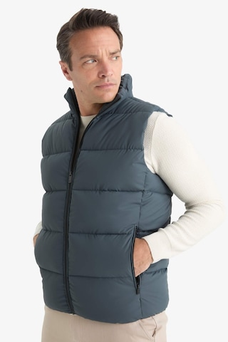 Defacto Slim Fit Dar Kesim Dik Yaka Fermuarlı Astarlı Su Geçirmez Şişme Yelek C5630ax25augn1085 Yeşil