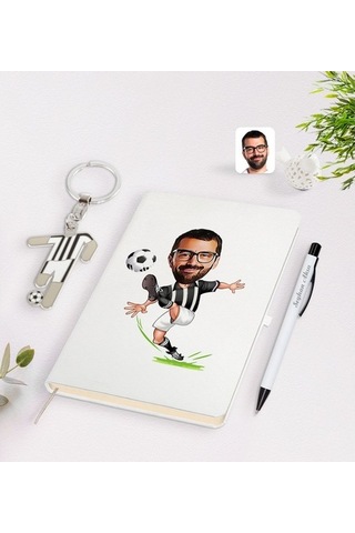Kişiye Özel Siyah-Beyaz Futbolcu Karikatürlü Defter Kalem Ve Form