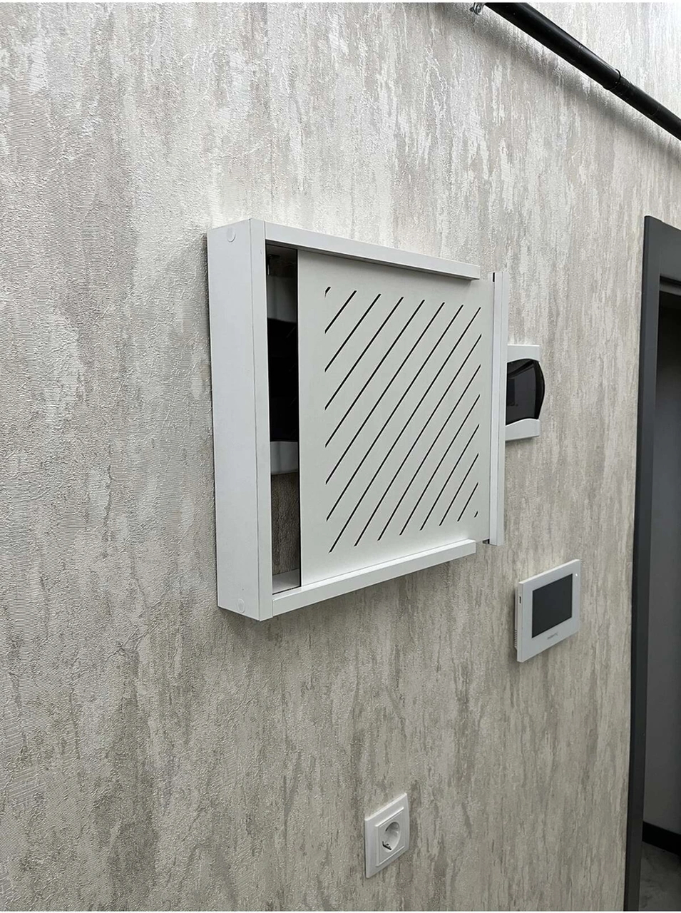 Sürgülü Elektrik Pano Düzenleyici Duvar Düzenleyici Ahşap Dekoratif Beyaz Kutu Yan Çizgi 38 X 40