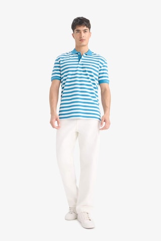 DeFacto Regular Fit Polo Yaka Kısa Kollu Çizgili Nakışlı Pike Tişört E2631AX25SMBE535