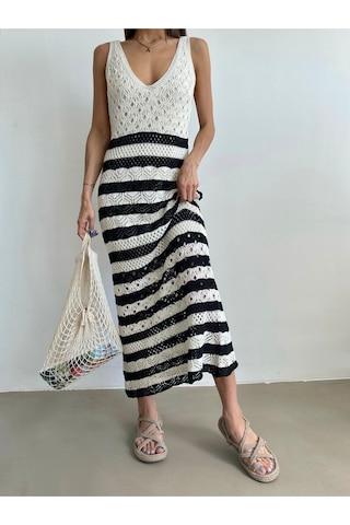 Kadın Askılı Ajurlu Yazlık Triko Elbise Krem - Siyah