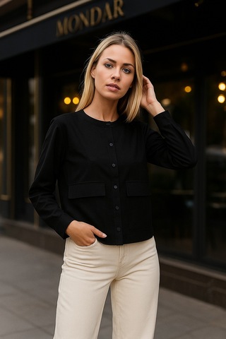 Kadın Siyah Cepli Hakim Yaka Gömlek Şık Ve Rahat Tasarım Siyah