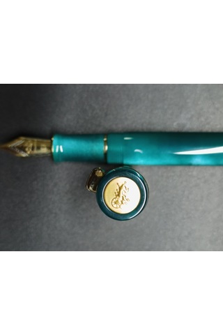 Jinhao Prestij 100 Serisi Dolma Kalem Geleneksel Ef Uçlu,gövde Reçine Ve Pigment Boya İle Kaplıdır 508 Yeşil
