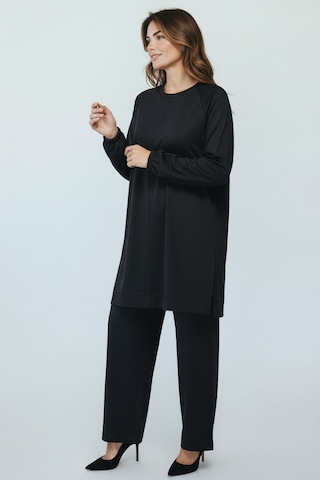 Kadın Tunik Önü Dikişli Altı Bantlı Pantolonun Beli Lastikli Önü Dikişli İkili Takım Siyah