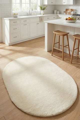 Oval Puffy Yumuşak Peluş Halı , Kaymaz, Yıkanabilir, Antre, Hol, Mutfak, Makyaj Masası Önü Halısı Krem