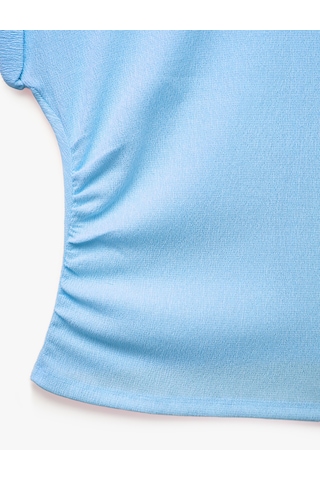 Koton Pamuklu Yuvarlak Yaka Katlamalı Kap Kol Drape Detaylı Bluz Mavi 6sak50365ek