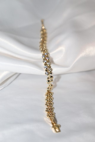 Xupıng Jewelry Taş Detaylı Zarif Bileklik Sarı Sarı Xupıng Jewelry Taş Detaylı Zarif Bileklik Sarı Sarı