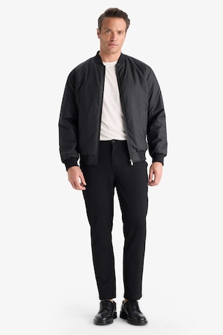 Defacto Slim Fit Dar Kesim Kolej Yaka Fermuarlı Su Geçirmez Bomber Mont A3105ax25aubk27 Siyah