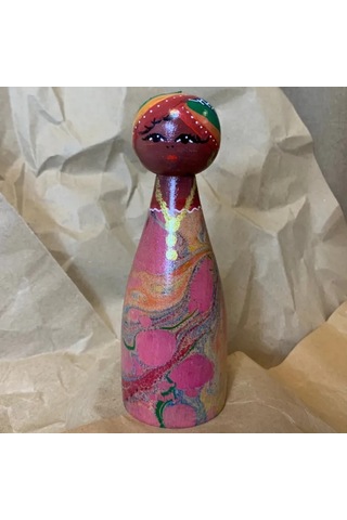 Uretti - Şebnem 6913 - El Yapımı Ahşap Üzeri Ebruli Desenli 2'li Kadın Figür Biblo 2 Adet