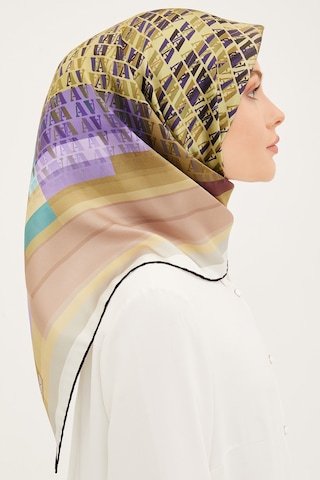 Armine 90 90 İpek Eşarp 8934d Sura E23ya8934d01 - 90x90 / 53