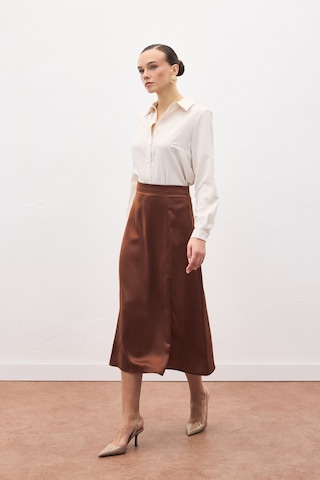Sateen Yırtmaçlı Saten Etek - Kahve-136723 Kahve