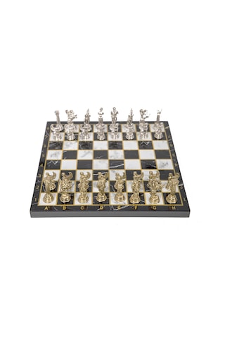 Lüks Metal Satranç Takımı Krom Kaplama Pegasus Atları & Klasik Mermer Desenli Siyah Tahta 20 Cm.