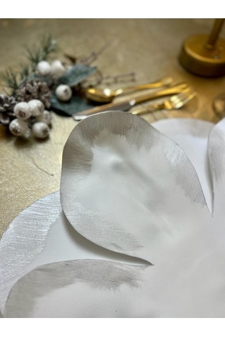 Eva Lateks Supla Amerikan Servis Beyaz Kenarı Gümüş Detay Tasarım Gümüş