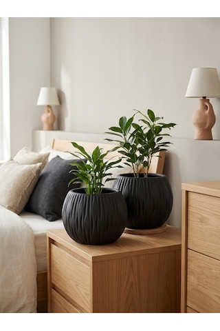 Kaveld Stone Calm El Yapımı Dekoratif Seramik Görünümlü Saksı Çizgi Kabartmalı Minimalist Iç Mekan Saksısı Salon Balkon Ofis Çiçeklik Ev Dekoru Siyah