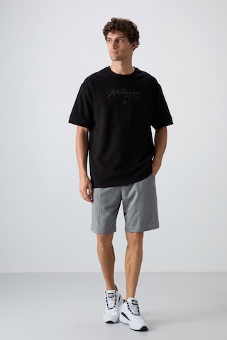 Tommy Life Siyah Pamuklu Kalın Yumuşak Dokulu Oversize Fit Baskılı Erkek T-shirt - 88320 Siyah