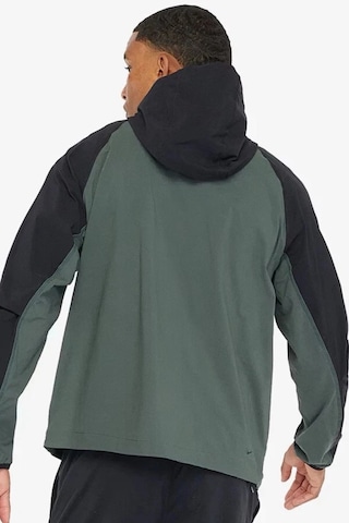 Nike Tech Windrunner Woven Full Zip Loose Fit Jacket Erkek Bol Kesim Paraşüt Kumaş Kapüşonlu Ceket Yeşil Yeşil
