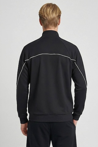 Hummel Hmlyuca Zıp Fermuarlı Siyah Erkek Spor Sweatshirt 922533-2001