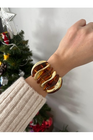 Kadın Kehribar Rengi Tasarım Akrilik Kemik Gold Detaylı Bileklik Kahverengi Kadın Kehribar Rengi Tasarım Akrilik Kemik Gold Detaylı Bileklik Kahverengi