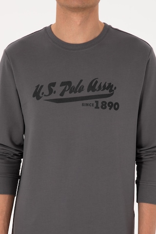 U.S. Polo Assn. Erkek Bisiklet Yaka Regular Fit Gri İnce Sweatshirt 50316315-VR024