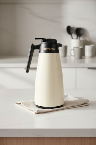 Bernardo Lustra Cam Termos Krem 1.5 Litre Krem