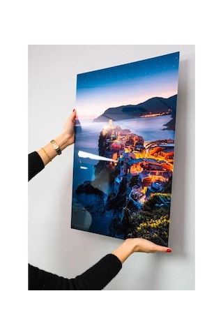 Premium Kişiye Özel Metal Poster Tablo Full Hd Kalite Baskı 20x20 Cm Çok Renkli