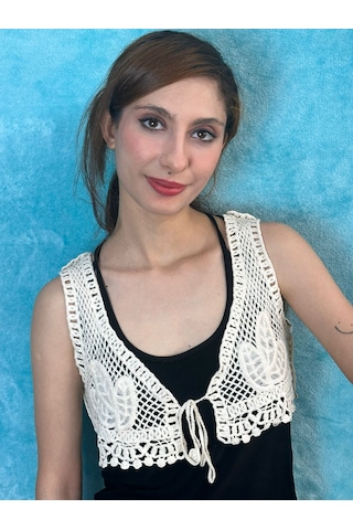 Gönülden Tasarım Triko Nakış İşleme Crop Desenli Ekru Yelek Standart Beden Renkli