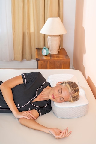 Visco Luna Boyun Destekli Ortopedik Visko Yastık 67 36 12cm Beyaz