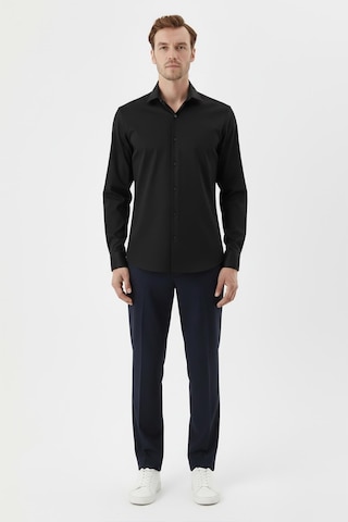 Sabri Özel Erkek Siyah Dar Kesim Slim Fit %100 Pamuk Dokuma Uzun Kollu Klasik Yaka Gömlek