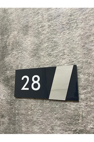 Side Serisi Anrasit Parlak Pleksi Üstü Silver Dekor Kapı Numarası