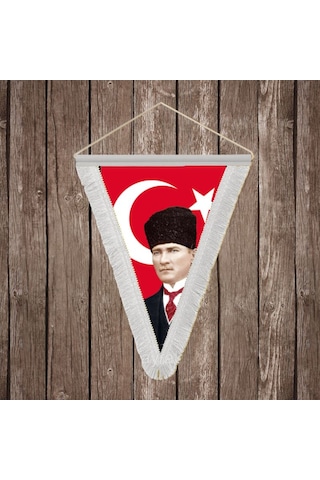 Ay Yıldız Kalpaklı Atatürk Portresi Beyaz Saçaklı Üçgen Flama Bayrak Hatıra Flama Ata43 Diğer Ay Yıldız Kalpaklı Atatürk Portresi Beyaz Saçaklı Üçgen Flama Bayrak Hatıra Flama Ata43 Diğer