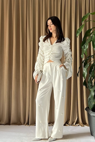 Klex Büzgü Detaylı Drapeli Saten Uzun Kollu Kadın Crop Bluz-beyaz - S Beyaz