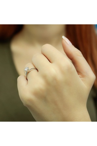 Lova G Renk 0,39 Karat Pırlanta Tektaş Yüzük - HRD Sertifikalı