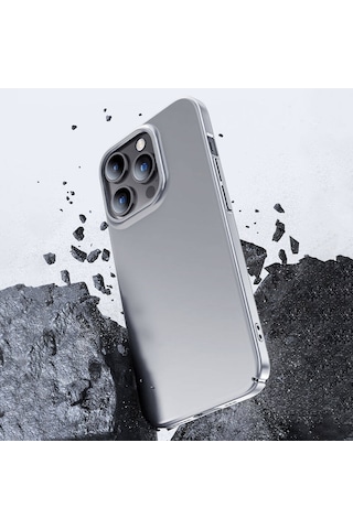 Apple Uyumlu iPhone 15 Pro Max Kılıf Benks Ultra İnce Pc Kapak Siyah