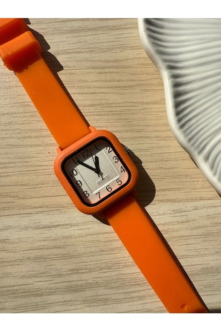 Retro Minimal Silikon Kordon Vintage Kadın Kol Saati Turuncu Altın