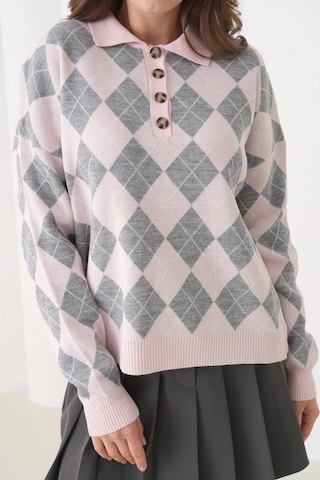 Kadın Polo Yaka Yarım Pat Düğme Detay Desenli Oversize Triko Kazak Açık Pembe