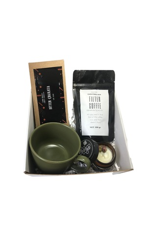 Guruyemiş Box Babalar Günü 4'lü Konsept Hediye Kutusu