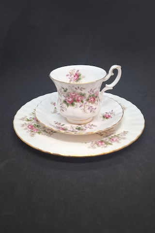 Lavender Rose Bone China Antika Duble Boy Kahve Fincanı 3 Parça 180 Ml Beyaz - Lavanta
