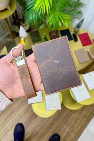 Premium Deri Ruhsat Kılıfı Ve Anahtarlık Seti Eskitme Taba