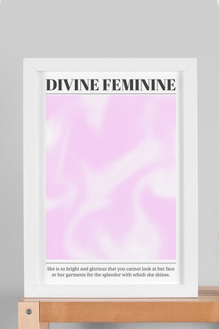 Divine Feminine Çerçeveli Tablo İlahi Dişilik Pembe Aura Enerji Renkleri