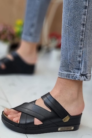 Neon Shoes Kadın Günlük Terlik Terletmeyen Anatomik Ortopedik Taban Suni Deri Anne Dışarı Ev Terliği 3005-07 001